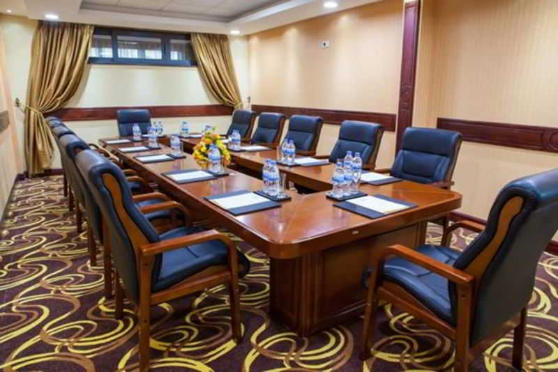 Grand Legacy Hotel Кигали Экстерьер фото