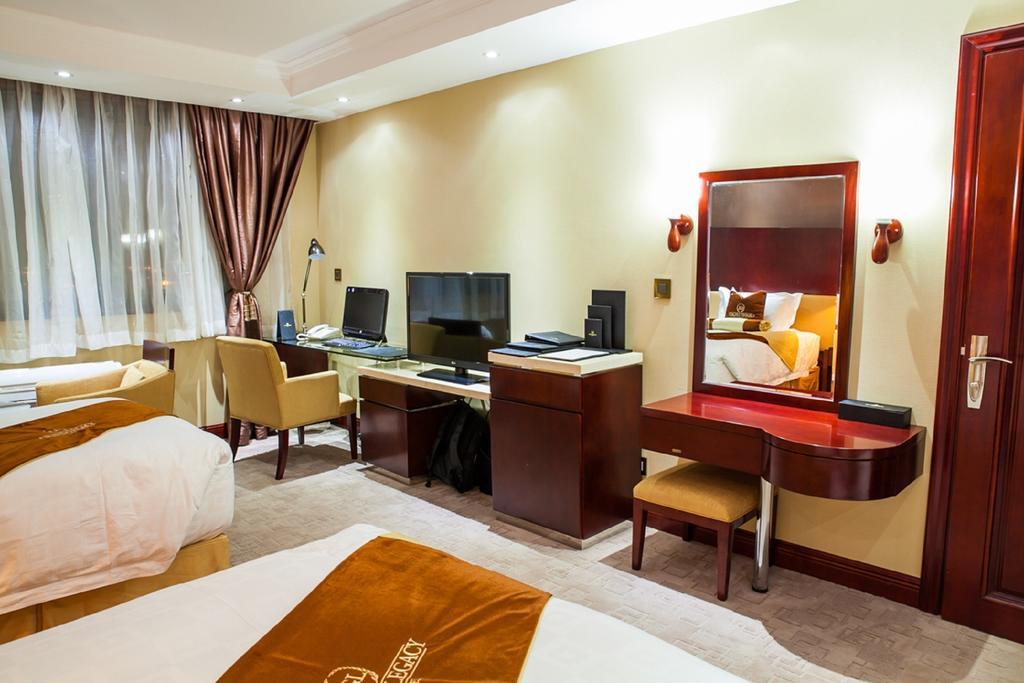 Grand Legacy Hotel Кигали Экстерьер фото