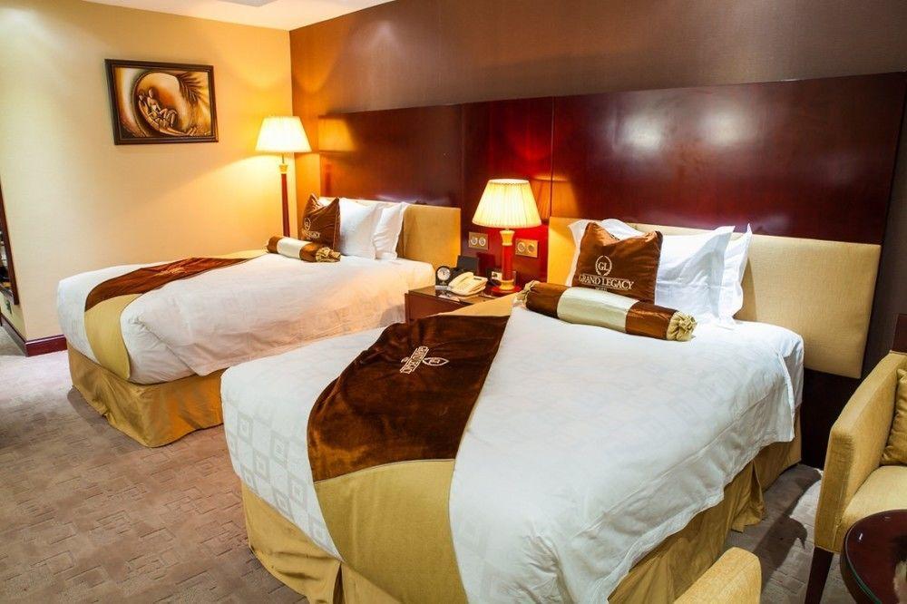 Grand Legacy Hotel Кигали Экстерьер фото